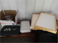 (2) 9x13 Pans, Laptop Trays