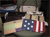 Used Miche Purse with 6 barely used covers