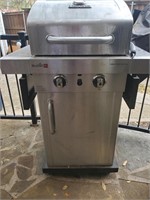 Charbroil Propane Grill w/Cover