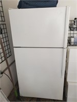 Whirlpool 2014, 21 cu ft Refrigerator/Freezer