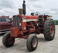 IH 1456 Fender Tractor