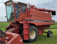 IH 1460 Combine