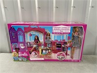 Barbie Glam Getaway  - House & Doll
