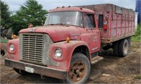 IH Load Star 1600 Grain Truck