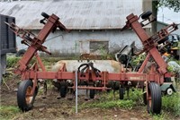 IH 133 8 Row Cultivator