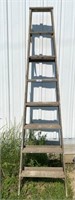 8' Wood Step Ladder