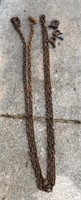Small 1/4” Pull Chain & Hooks 
Chain 12’ long