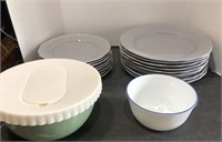 IKEA 9 Dinner Plates, 8 dessert plates, 2 Bowls