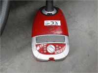 Miele 2200W Domestic Vacuum Cleaner