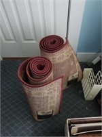 Lot of 2 rugs.