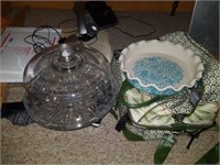 Cake container, and plate and bag.