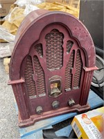 Vintage GE Wood Cathedral AM/FM Radio