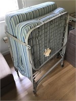 Rollaway Mother-In-Law Bed