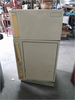 CHILDS TIN REFRIGERATOR AS IS   PICK UP