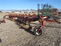 Wilrich model 2900 moldboard plow