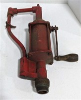 Vintage Erie Cast Iron Hand Crank Gas Station Oil
