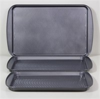 3-Piece Set of Crofton Cookie Sheets