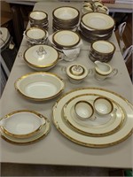 Noritake  China  -- "goldkin" --12 Place