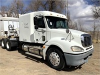 2005 Freightliner Columbia Truck,