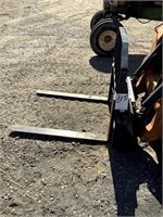 Case IH Pallet Fork Attachment,