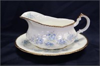 Paragon Remember Me Gravy boat under tray