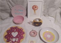 Doughnot decoratives lot, Bowl, Mug, Picture