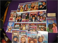 19 VHS MOVIES OF SHIRLEY TEMPLE
