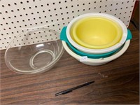 GLASS AND PLASTIC BOWLS GROUP