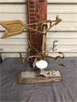 WEATHER VANE MOUNTED ON BOARD 16"T