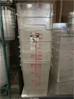 22 qt clear square containers (6)