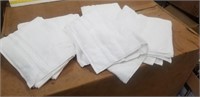 Set Of 5 Wht Bath Towels