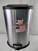 Stainless steel step trash can