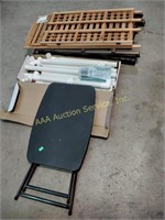 Folding display racks, plastic table, Q snap