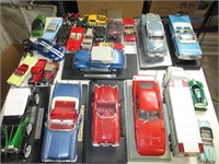 COLLECTION OF 27 VINTAGE MODLE CARS