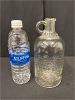 Early Embossed White House Vinegar Quart Jar