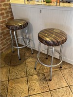 2 stools