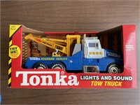 Tonka Toy Tow Truck Lights & Sounds NIB
