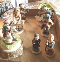 GROUP OF FIGURINES, HUMMELS, MISC FIGURINES