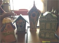 TRAY OF COOKIE JARS AND PORCELAIN BIRD HOUSES