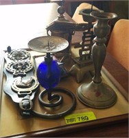 TRAY OF BRASS FIGURES AND CANDLE HOLDERS