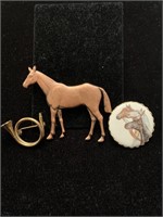 SET OF 3 PINS / BROOCHES, 2 HORSE PINS, FRENCH