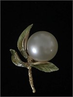 BROOCH PIN WITH LARGE PEARL;  COSTUME JEWELRY, 2