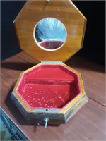 Decorative wood jewelry box