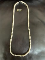 MONET PEARL AND CLEAR RHINESTONES NECKLACE;