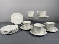 “Heritage” Johnson Bros Cups/Saucers/Plates