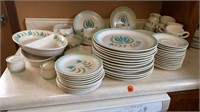 DISH SET IN GREAT CONDITION