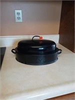 EXTRA SMALL ENAMEL POT ROAST PAN