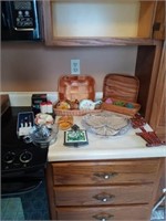SEVERAL KITCHEN ITEMS JUICER AND MISC