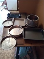 BAKEWARE TINS