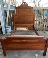 Full Size Walnut  Antique Bed